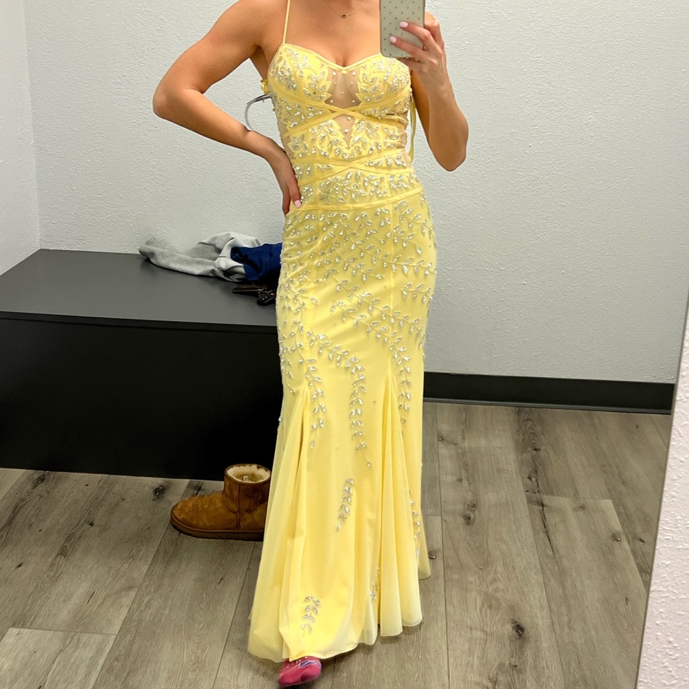 yellow prom dress - 2xs - sean collection